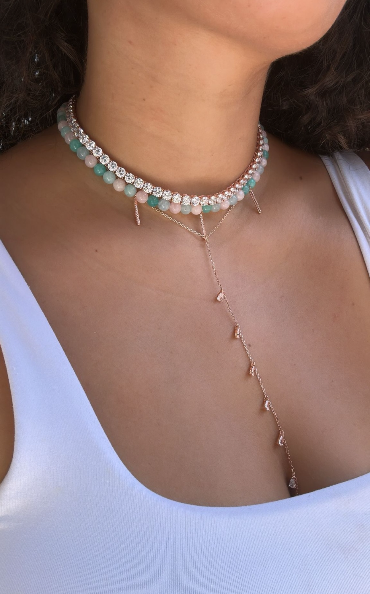 שרשרת רוז גולד פנינה משובצת זרקונים