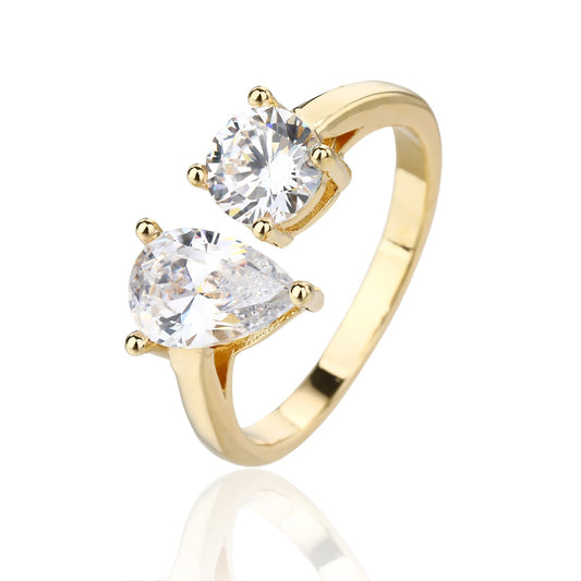 טבעת מצופה זהב 14K משובצת זרקונים